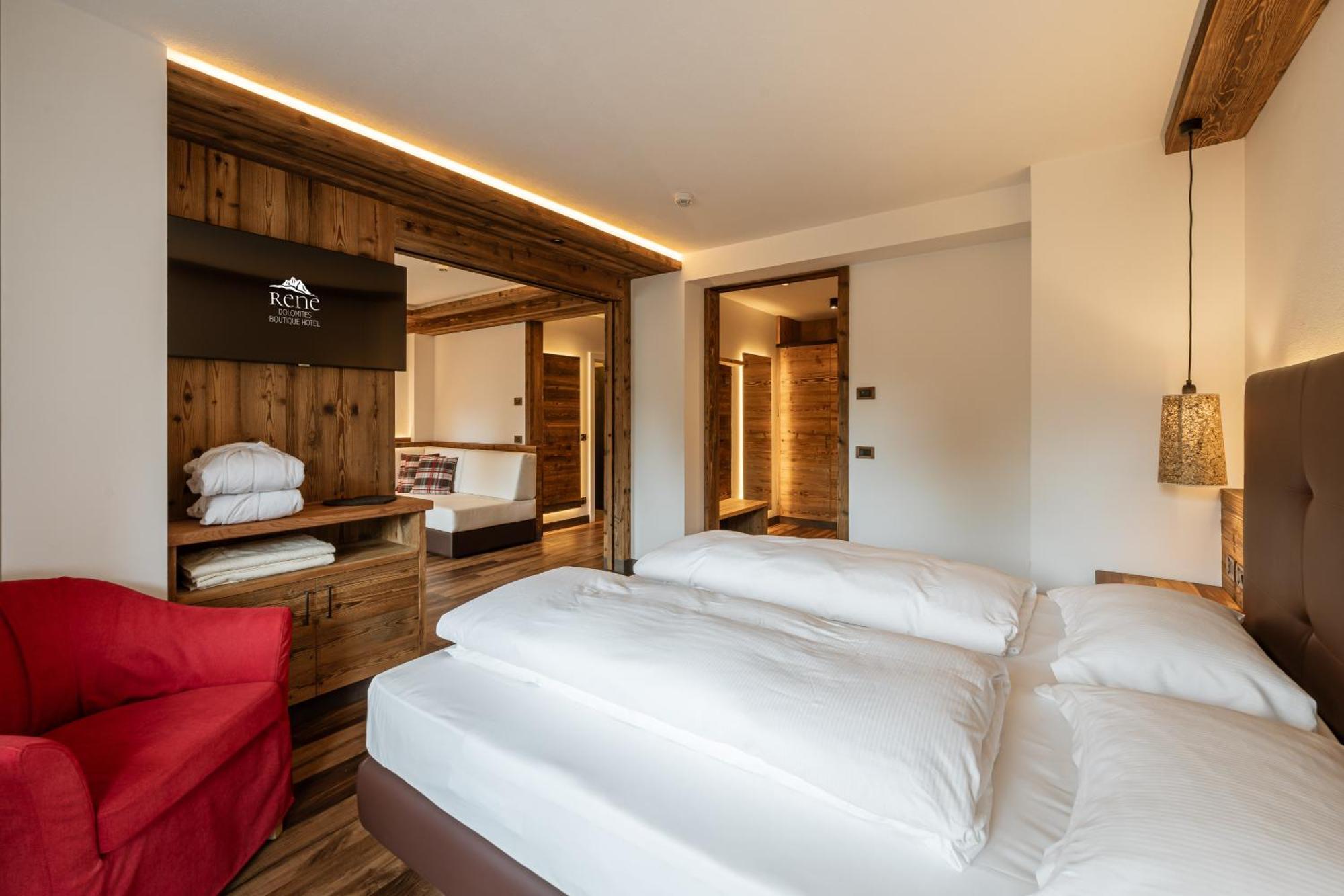 Renè Dolomites Boutique Hotel Pozza di Fassa Esterno foto