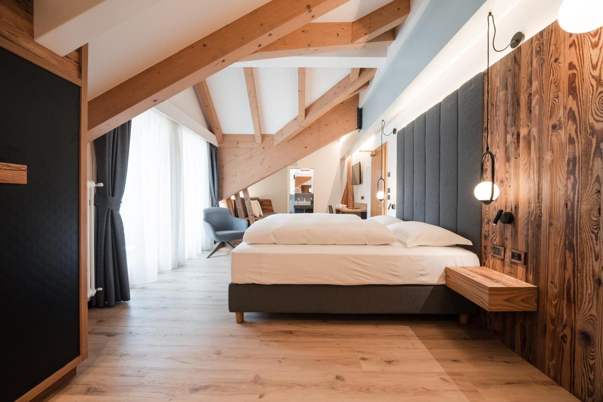 Renè Dolomites Boutique Hotel Pozza di Fassa Esterno foto
